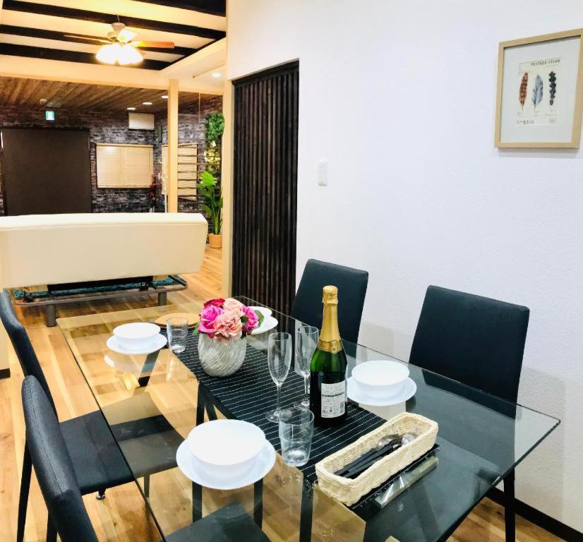 Designer Room Japan Residence-Namba Осака Экстерьер фото